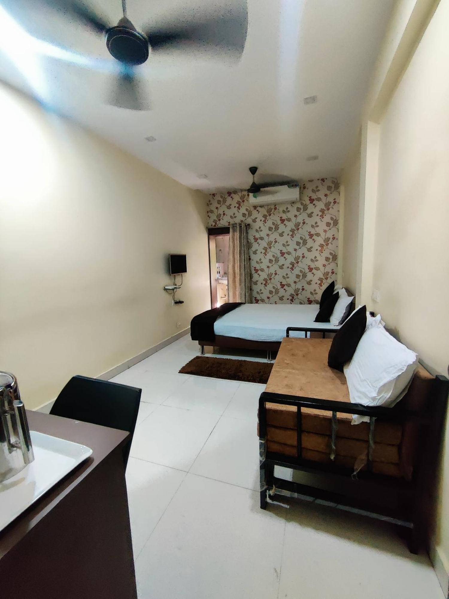Gulmohar - By Mansi Service Apartment Ναγκπούρ Εξωτερικό φωτογραφία